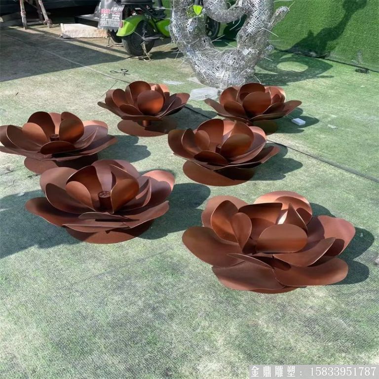 不銹鋼仿銅荷花雕塑，噴漆工藝蓮花5